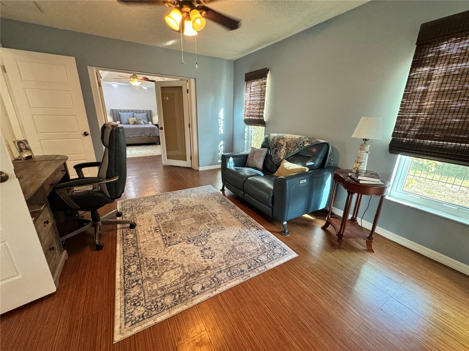 Image 13 of 28 For 4811 79th Avenue Plaza E