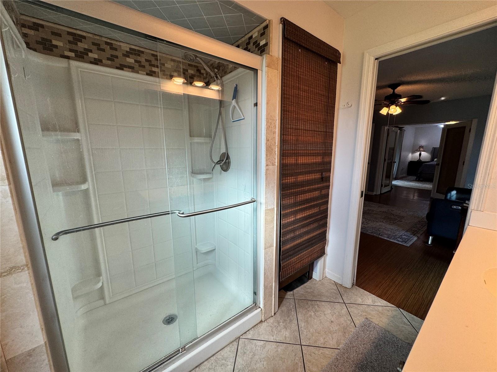 Image 17 of 28 For 4811 79th Avenue Plaza E