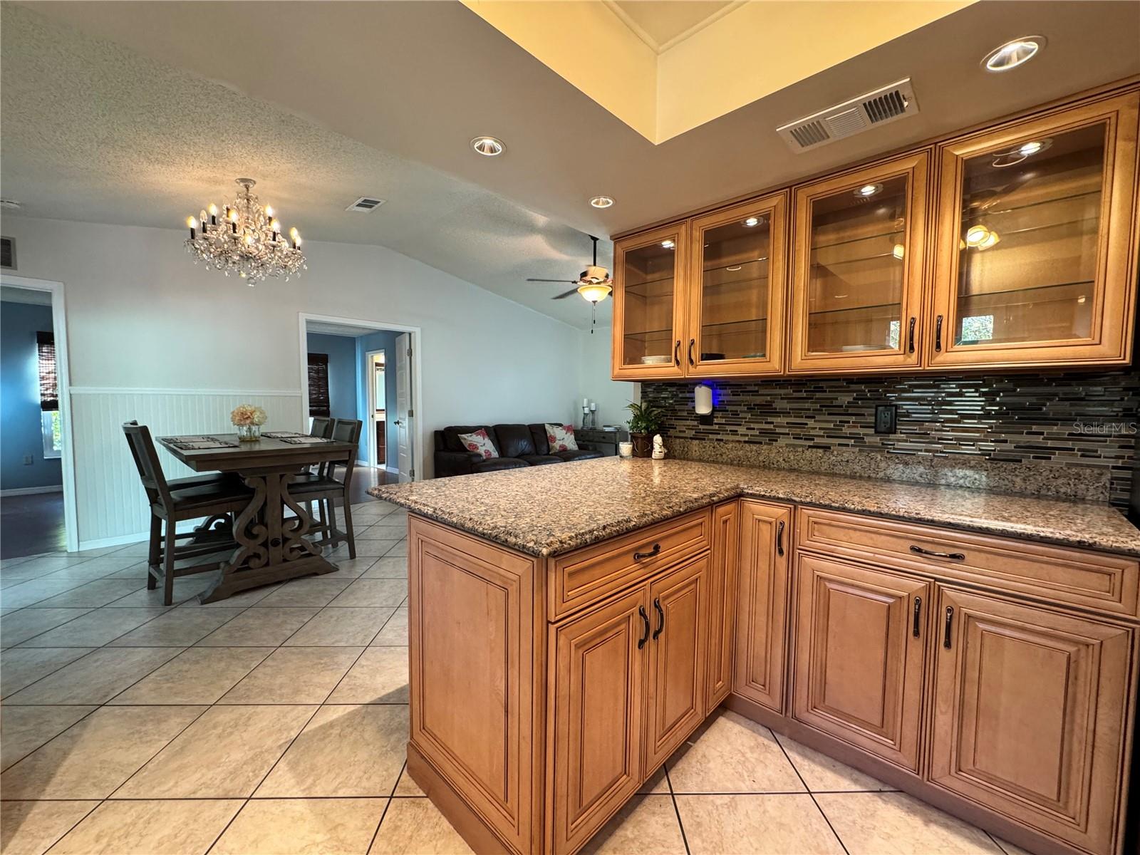 Image 9 of 28 For 4811 79th Avenue Plaza E