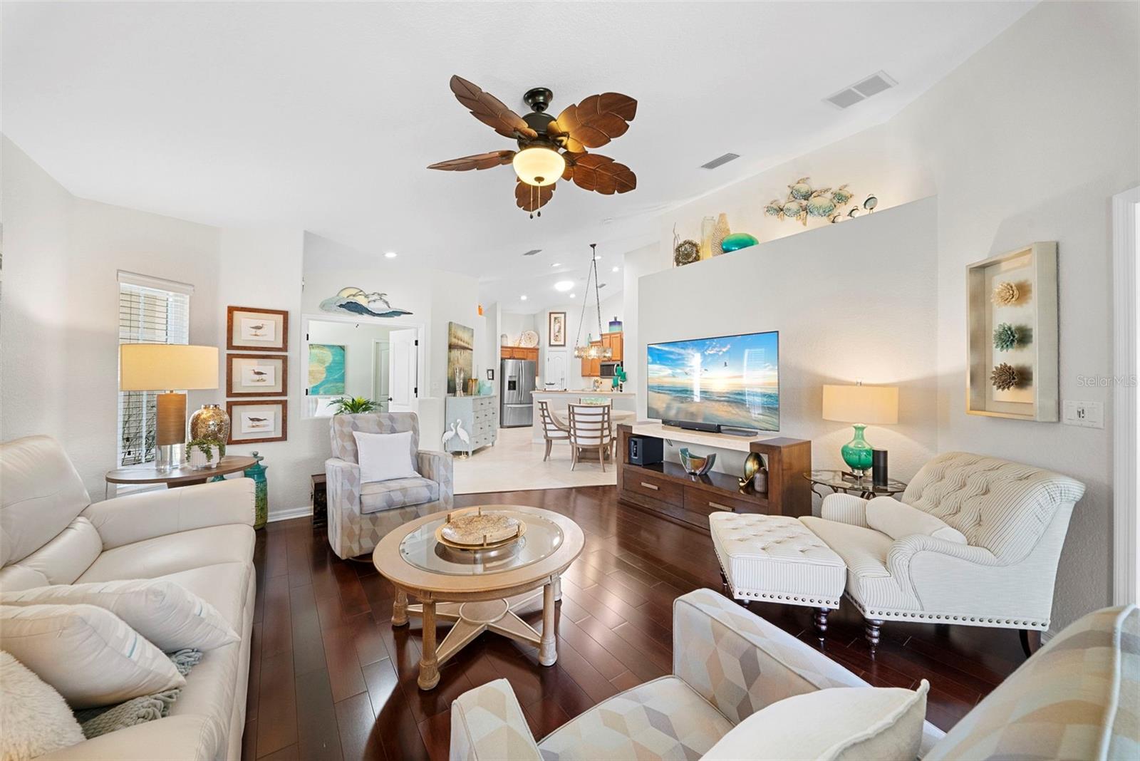 Image 7 of 37 For 3697 Lakewood Boulevard