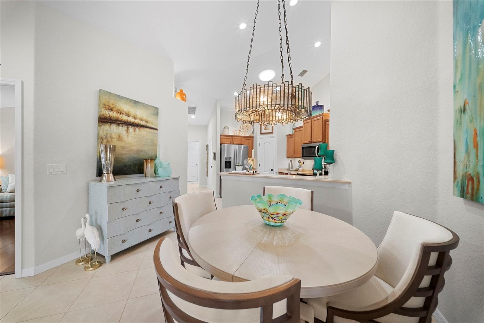 Image 8 of 37 For 3697 Lakewood Boulevard