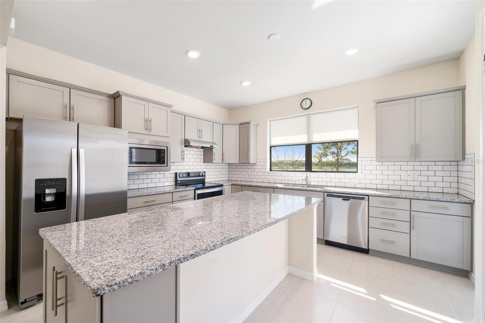 Image 11 of 38 For 13161 Oriago Street