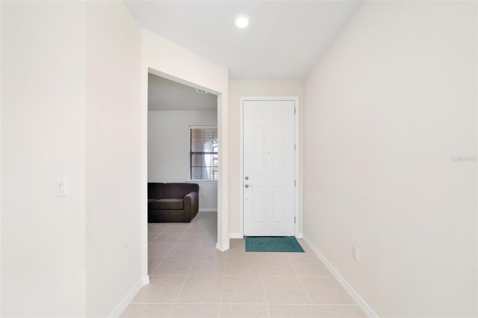 Image 5 of 38 For 13161 Oriago Street