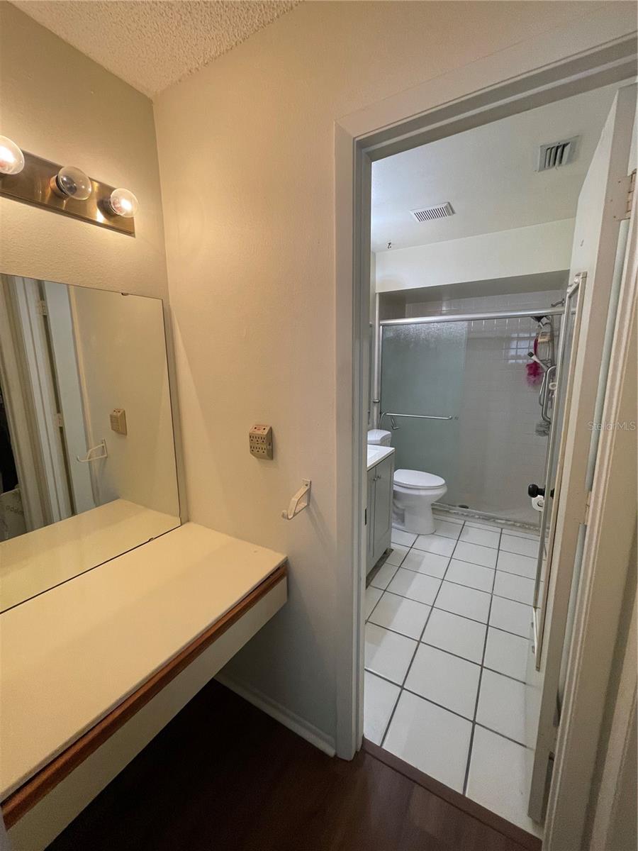 Image 11 of 23 For 4008 37th Street Court W