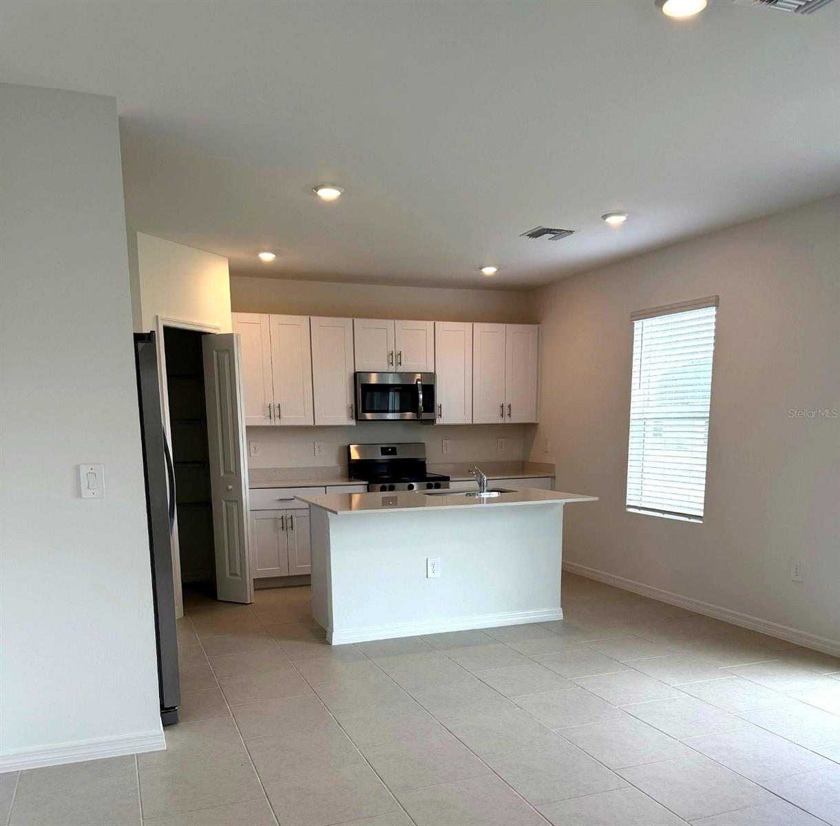 Image 7 of 20 For 17257 Cantu Court