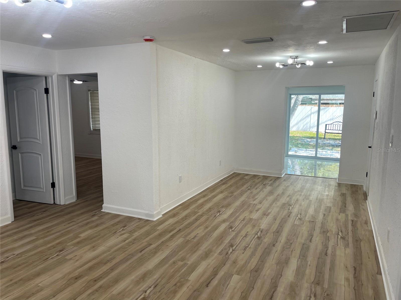 Image 11 of 50 For 3717 Belmont Boulevard