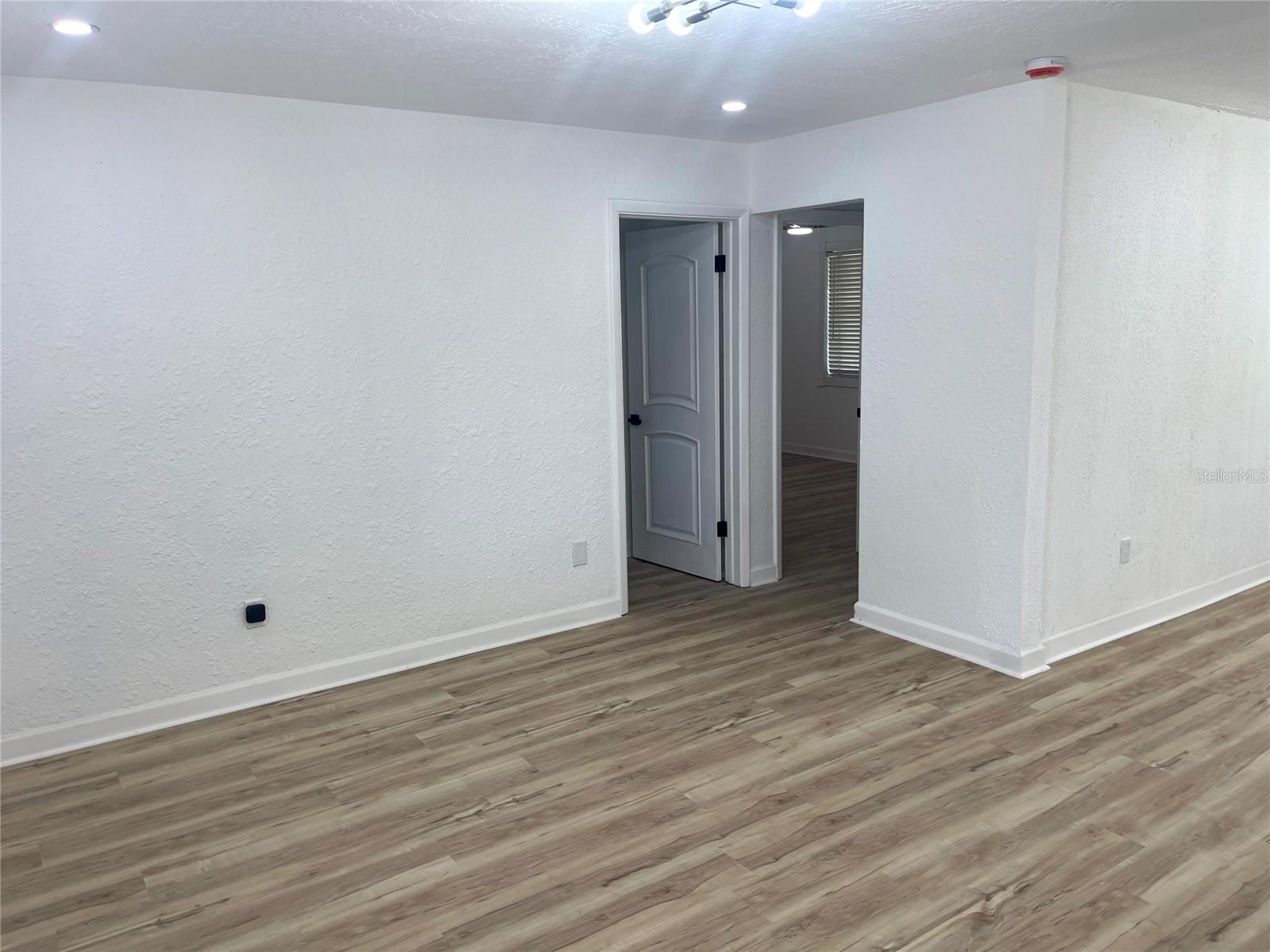 Image 12 of 50 For 3717 Belmont Boulevard