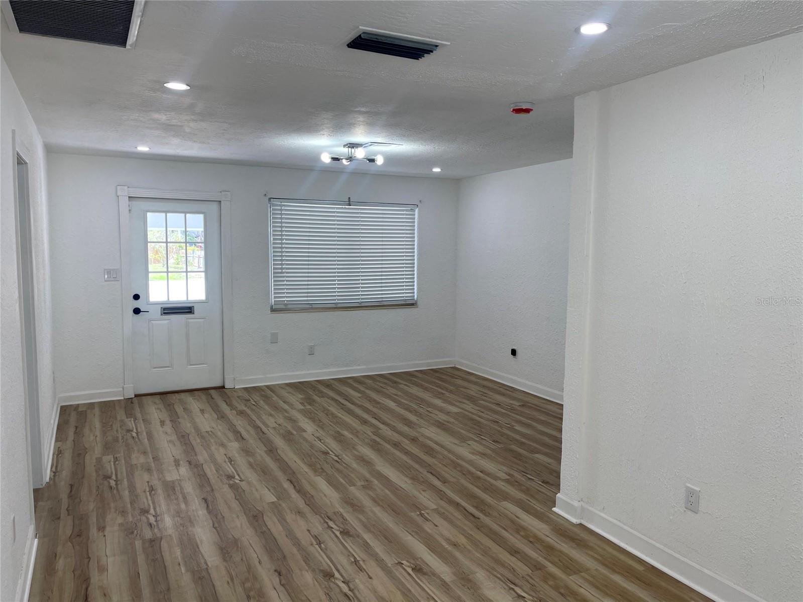 Image 13 of 50 For 3717 Belmont Boulevard