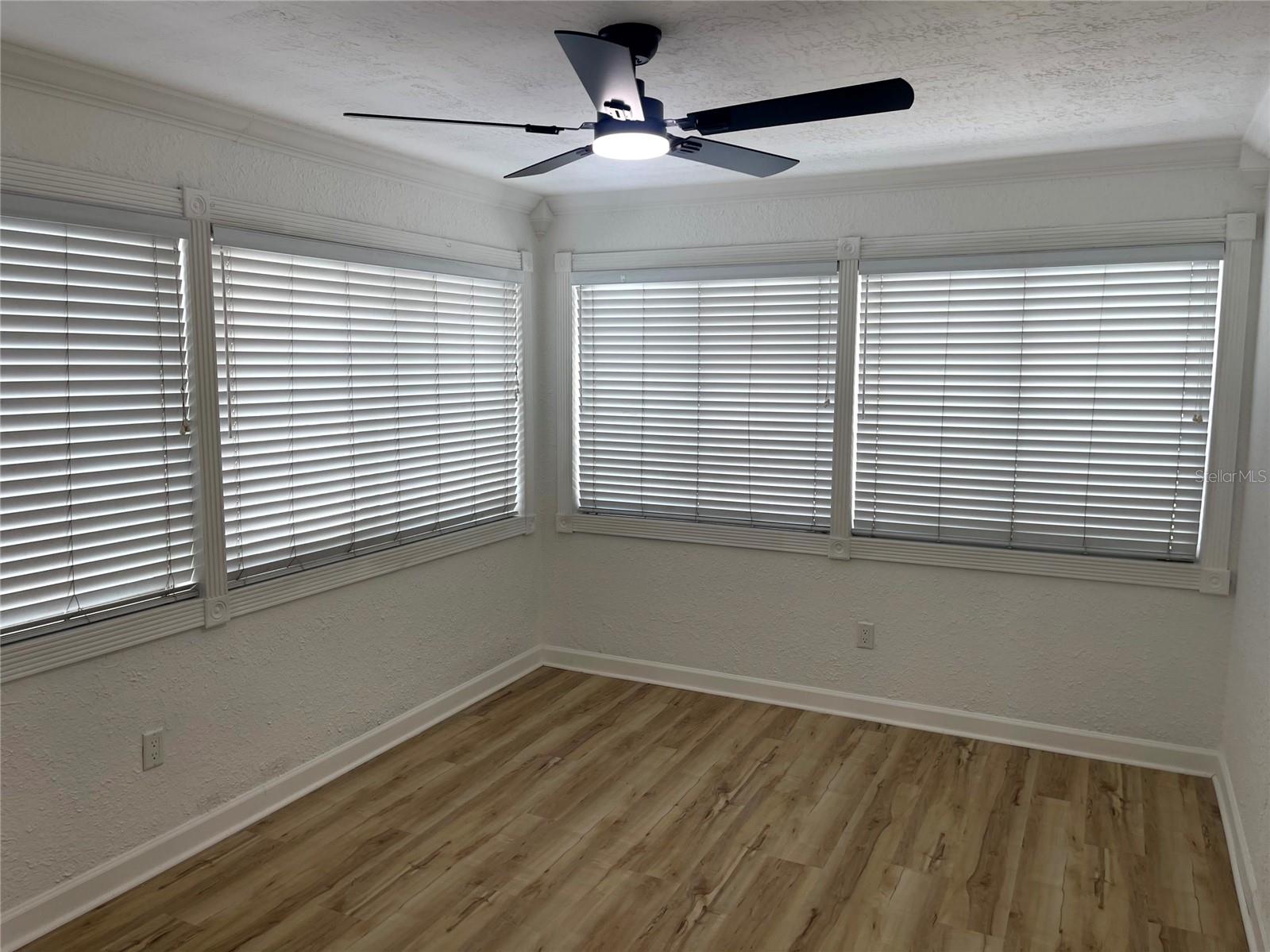 Image 15 of 50 For 3717 Belmont Boulevard