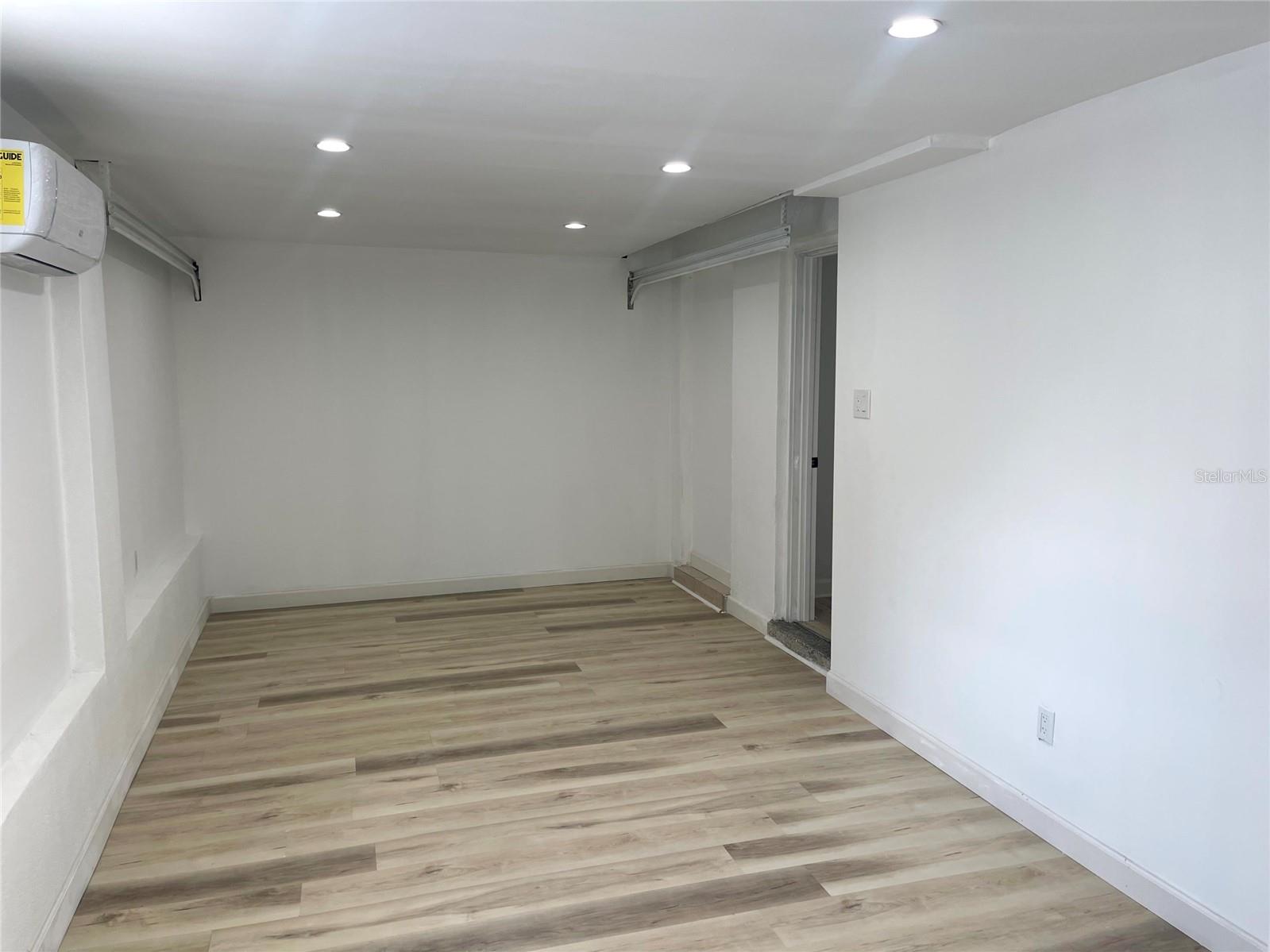 Image 19 of 50 For 3717 Belmont Boulevard