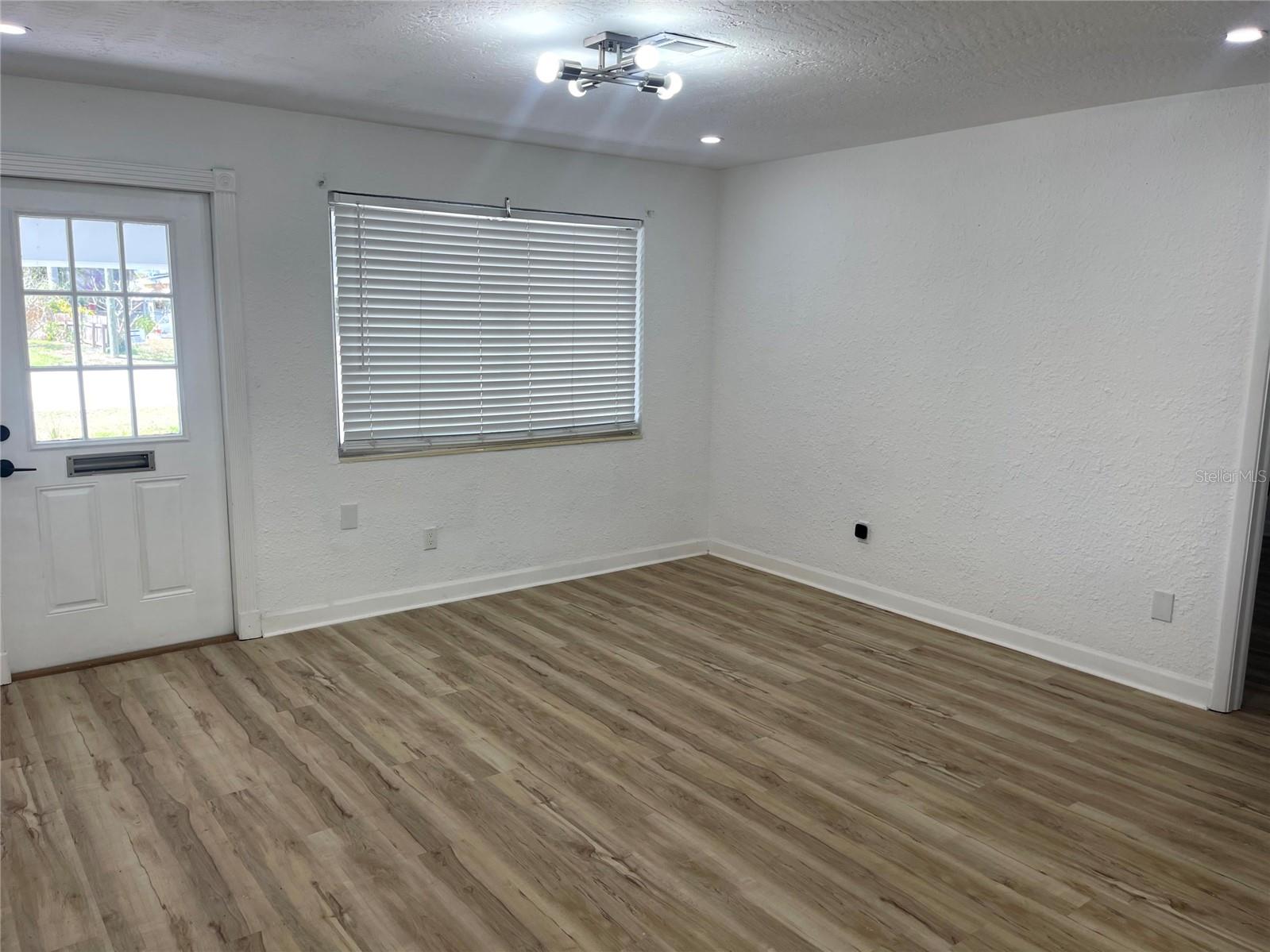 Image 3 of 50 For 3717 Belmont Boulevard