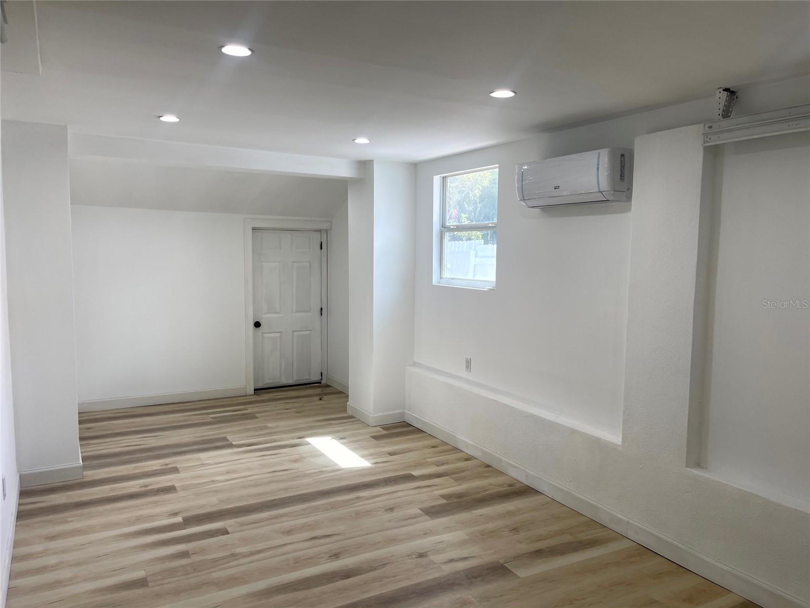 Image 9 of 50 For 3717 Belmont Boulevard