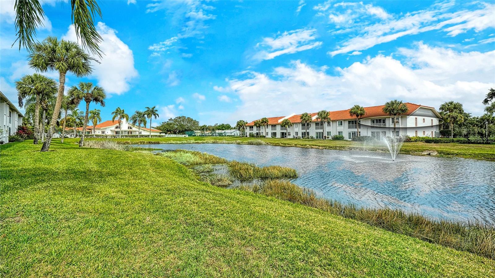 Image 37 of 55 For 4244 Madeira Court 3316