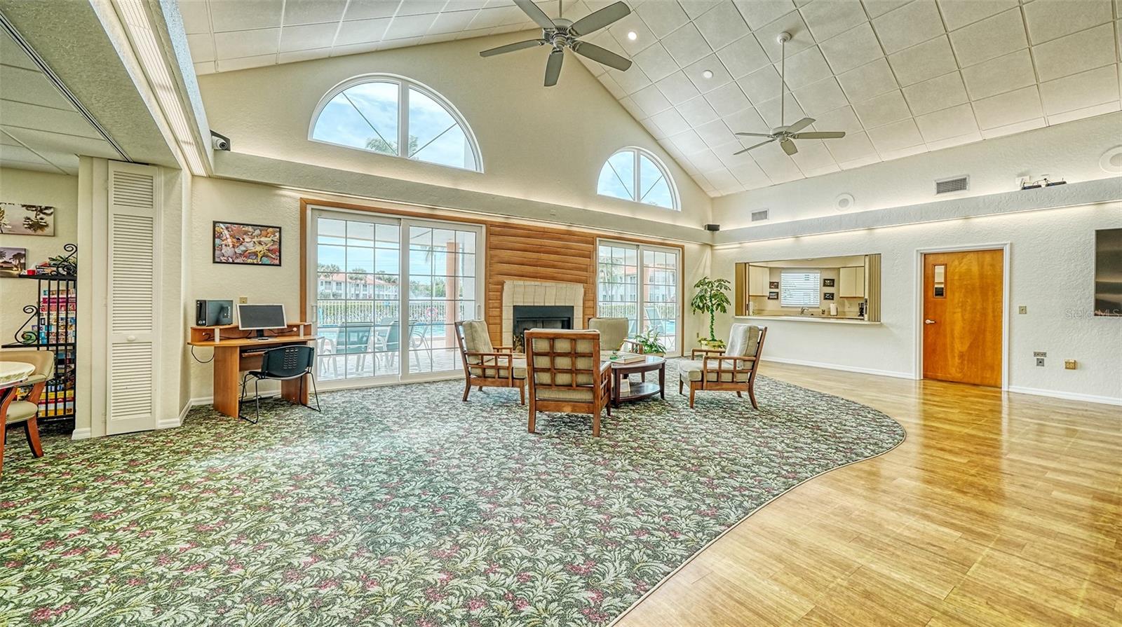 Image 47 of 55 For 4244 Madeira Court 3316