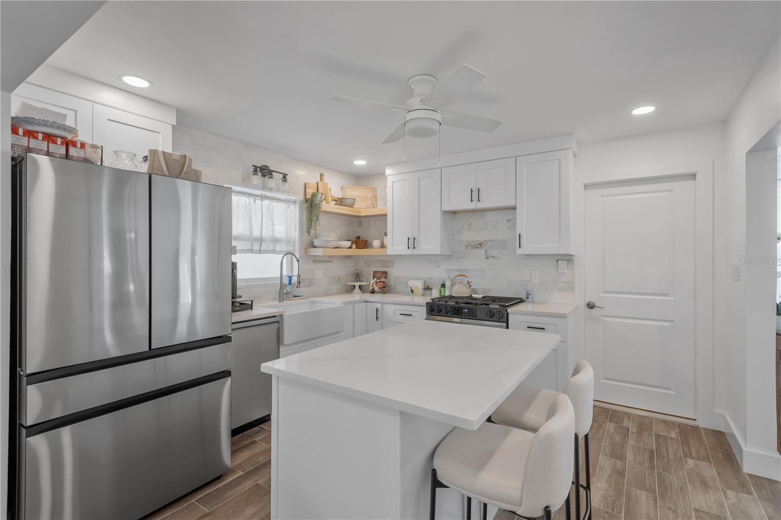 Image 10 of 30 For 1867 Maryland Avenue Ne