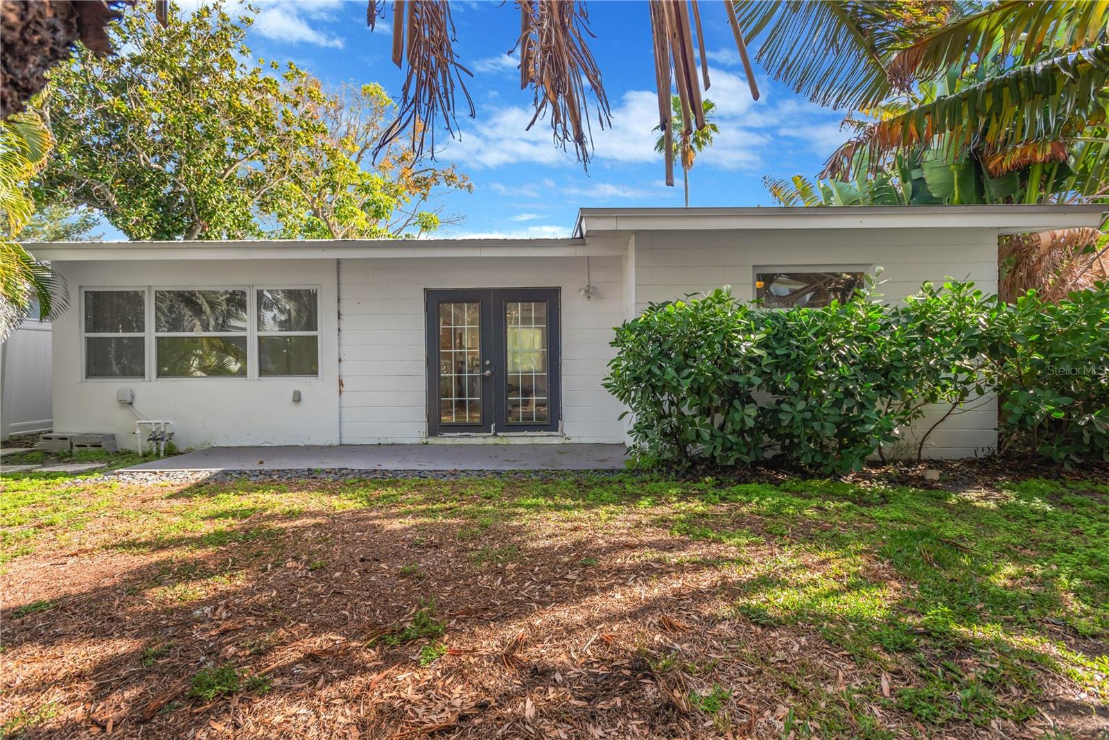 Image 24 of 30 For 1867 Maryland Avenue Ne