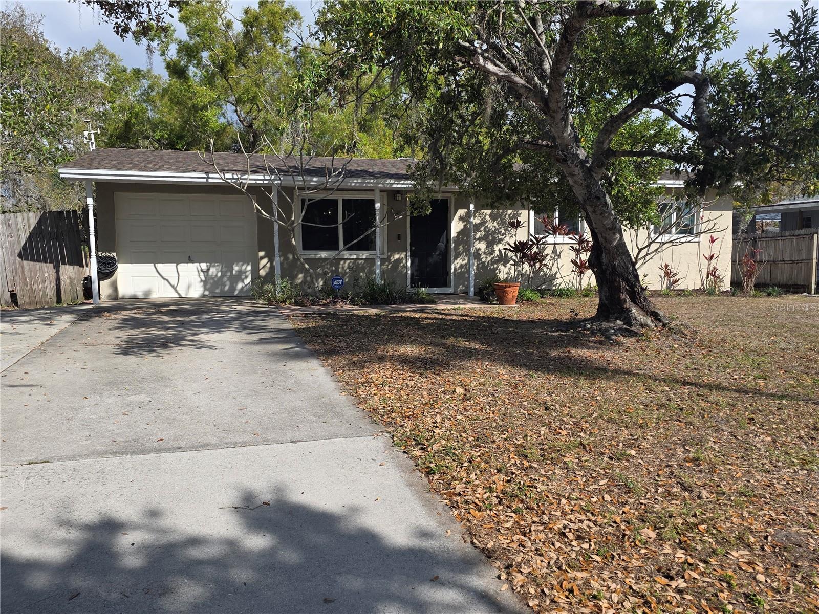 Details for 1015 Rhodes Avenue, SARASOTA, FL 34237