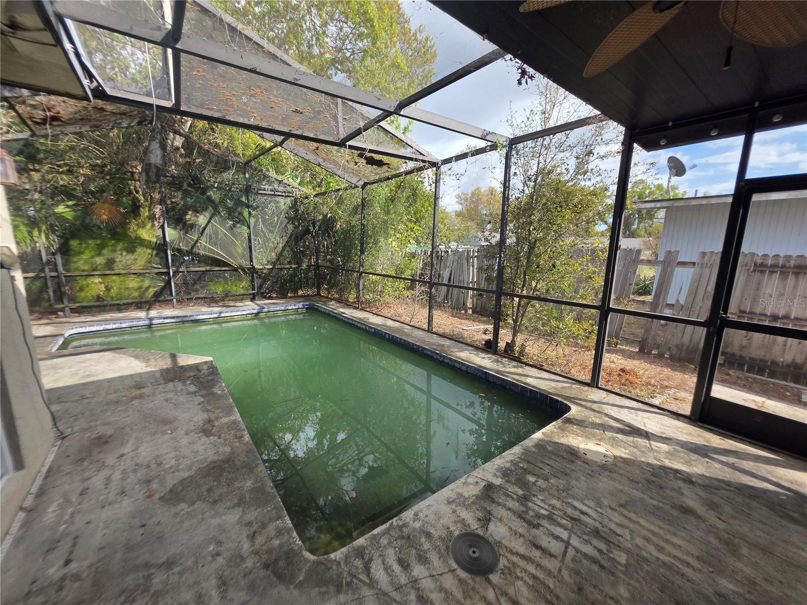 Image 15 of 17 For 1015 Rhodes Avenue