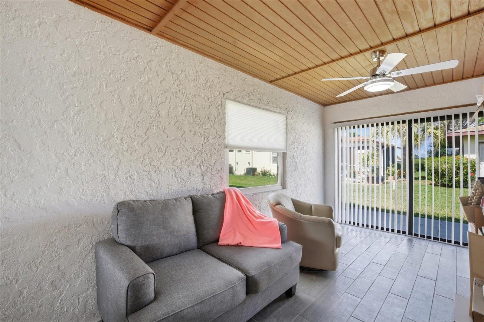 Image 16 of 26 For 6108 Penny Lane 27