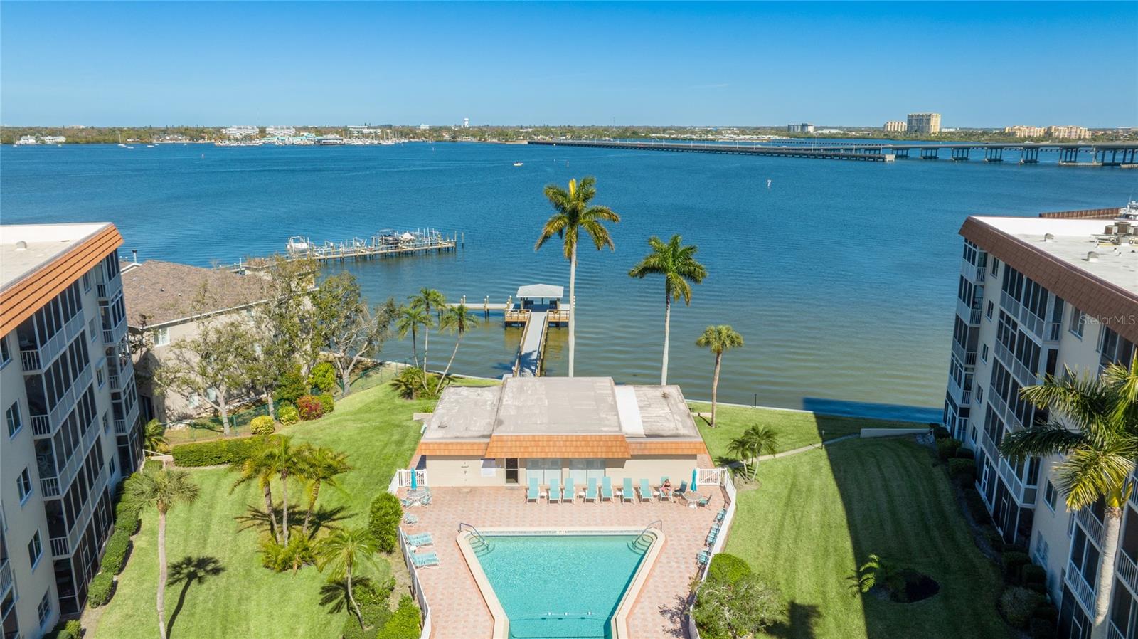 Image 19 of 26 For 1600 1st Avenue W 506