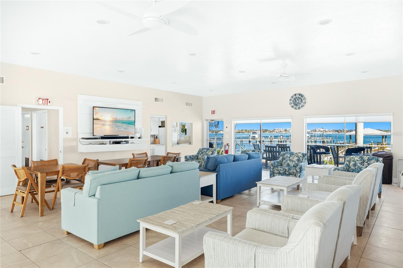 Image 21 of 26 For 1600 1st Avenue W 506