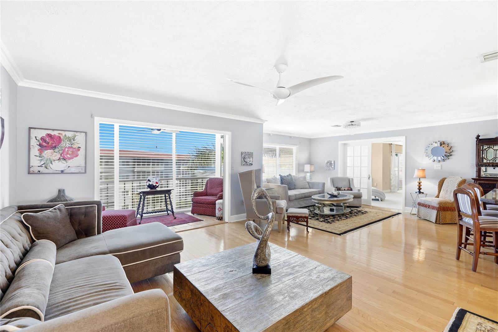 Image 6 of 26 For 1600 1st Avenue W 506