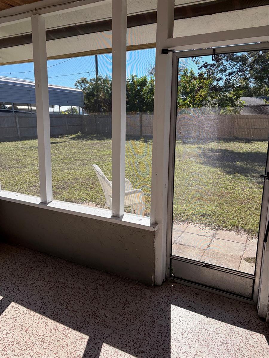 Image 8 of 14 For 5617 1st Avenue W