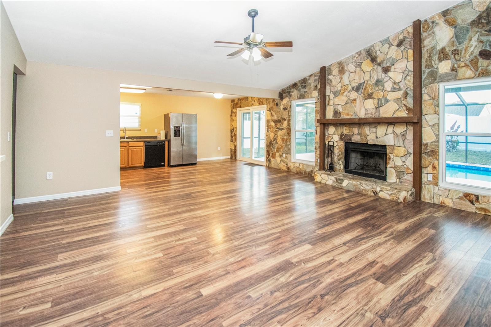 Image 11 of 31 For 4067 Lancaster Drive