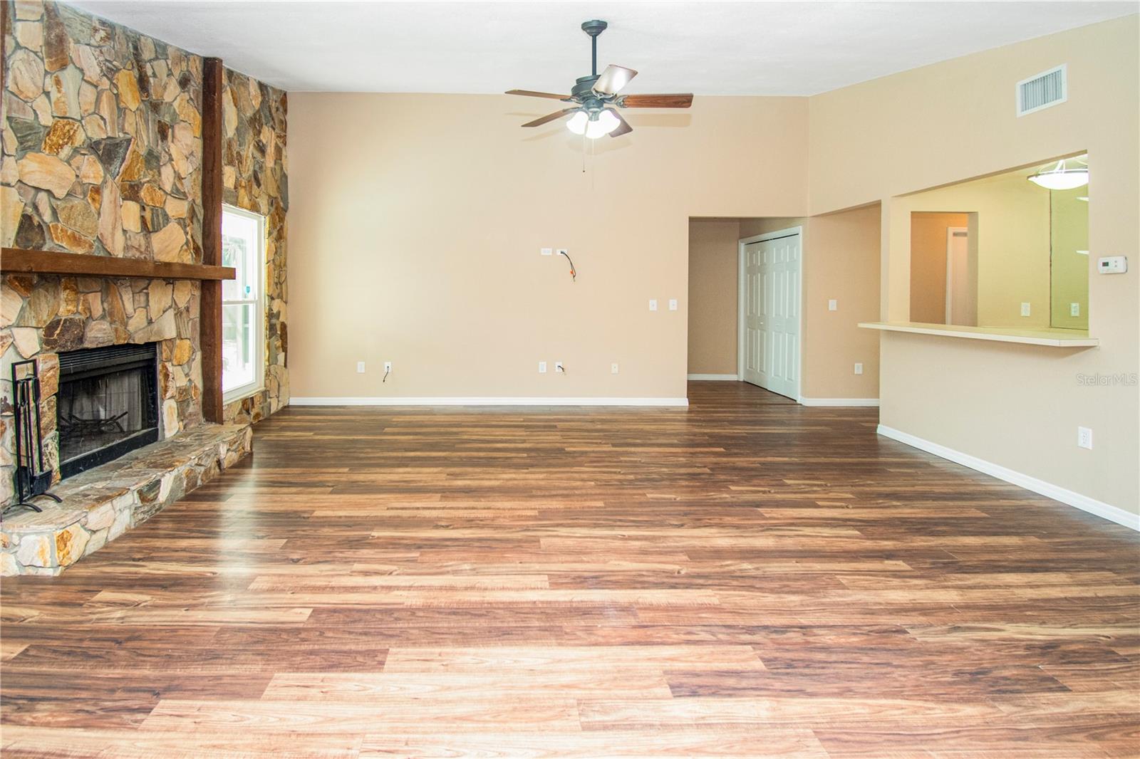 Image 14 of 31 For 4067 Lancaster Drive