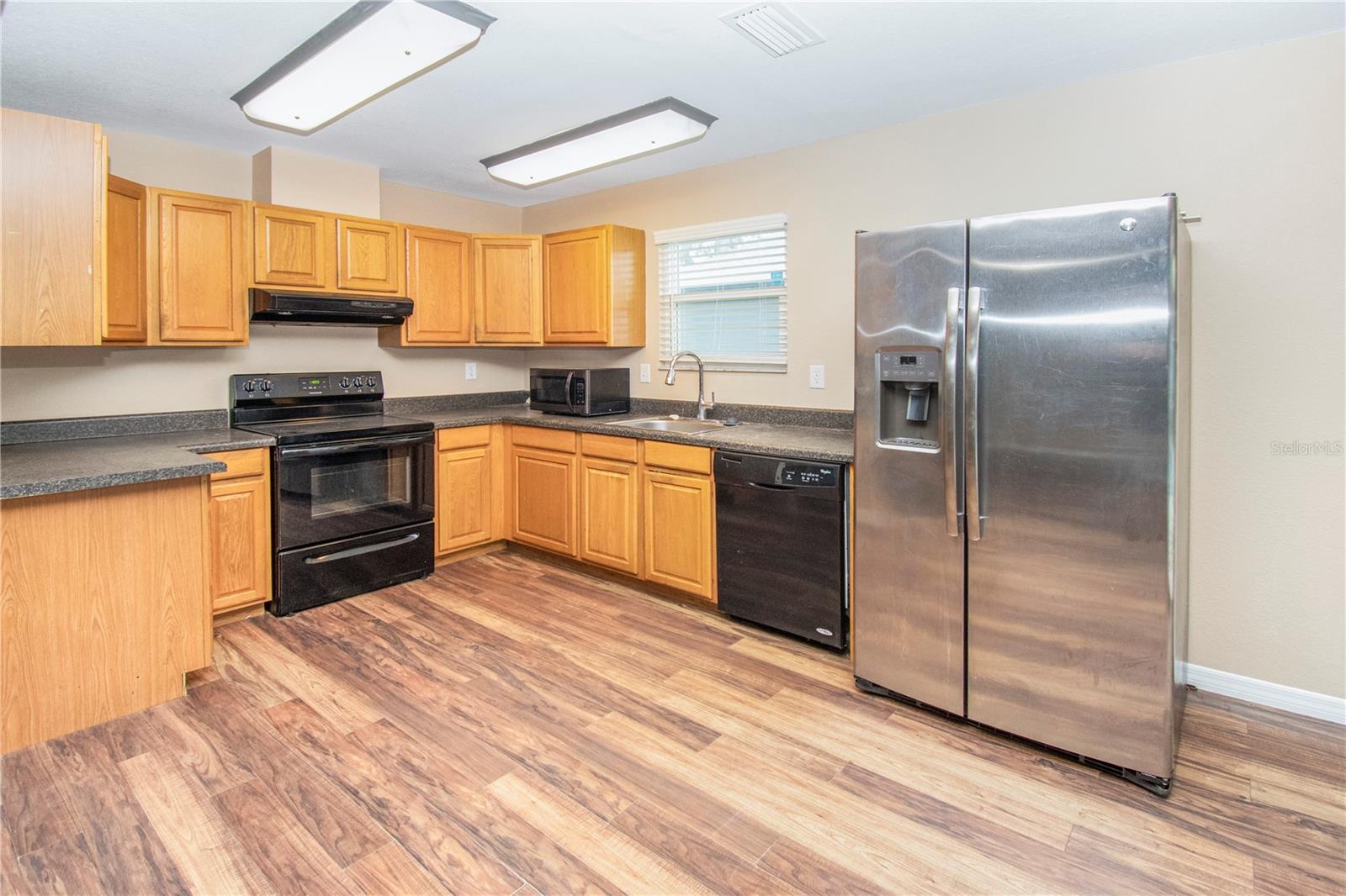 Image 15 of 31 For 4067 Lancaster Drive