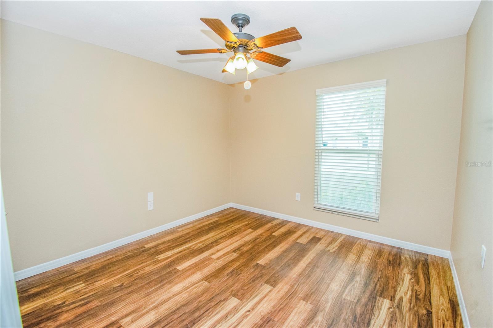 Image 17 of 31 For 4067 Lancaster Drive