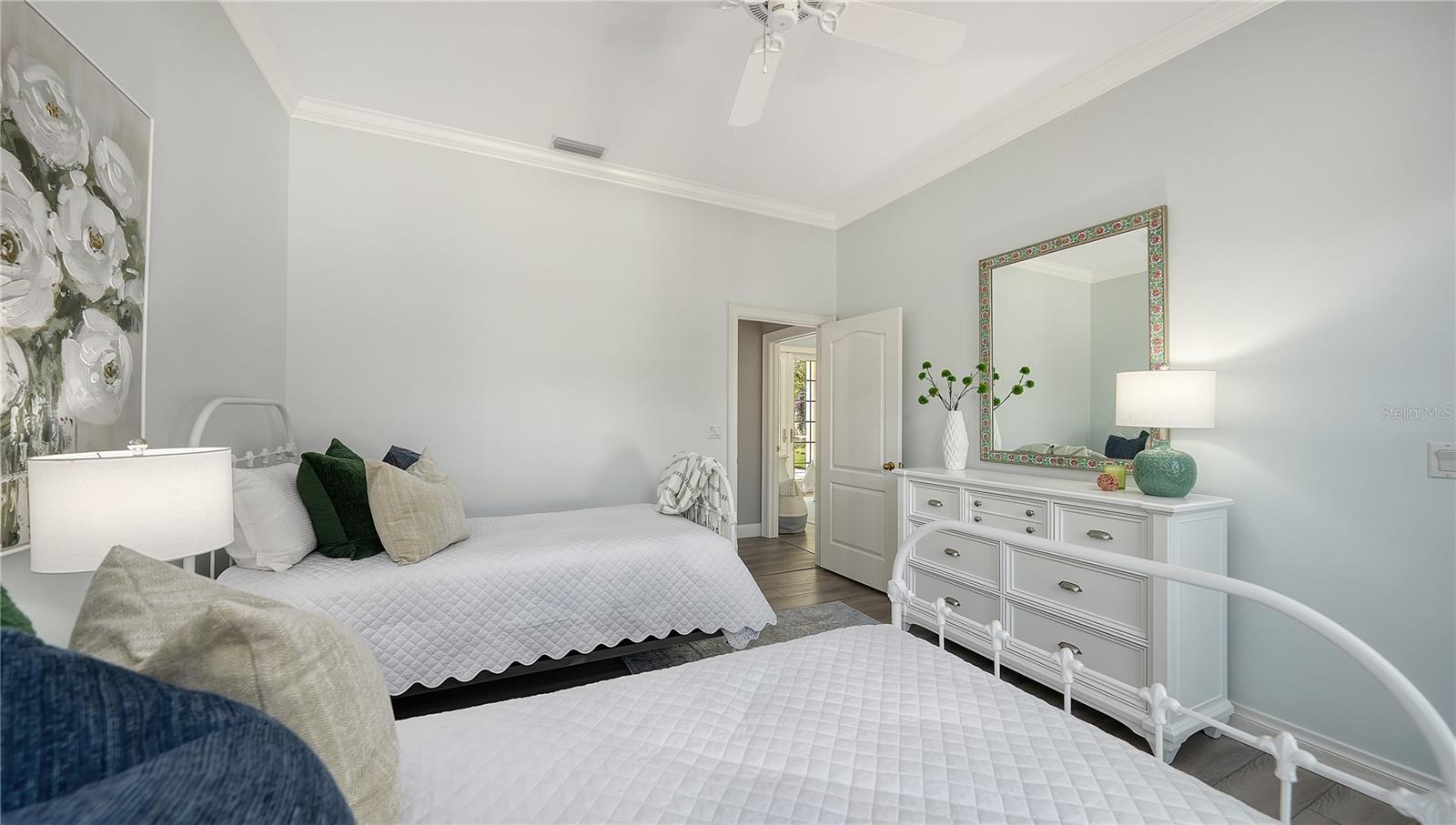 Image 22 of 74 For 140 Sugar Mill Drive