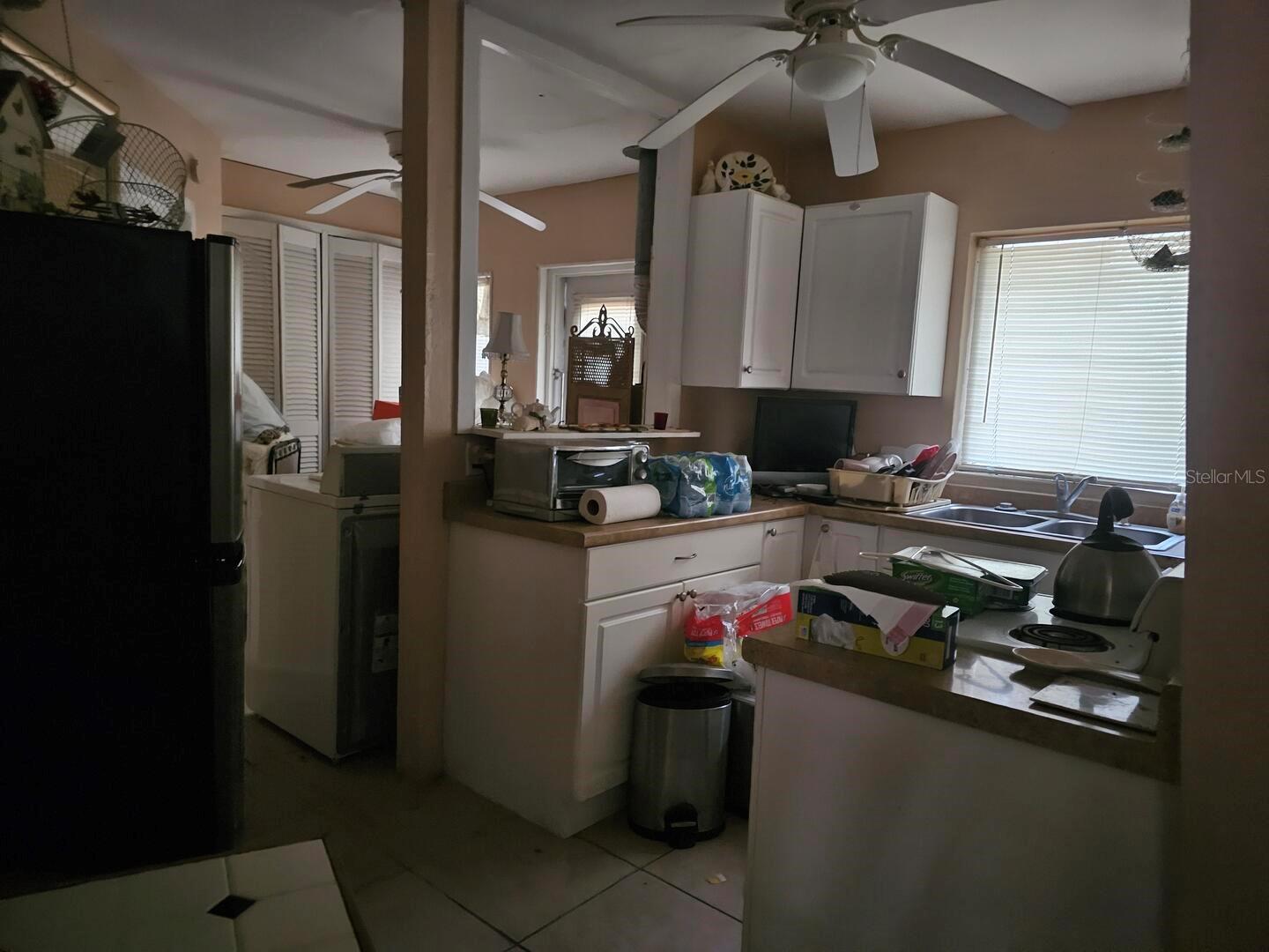 Image 5 of 7 For 555 Montreal Avenue