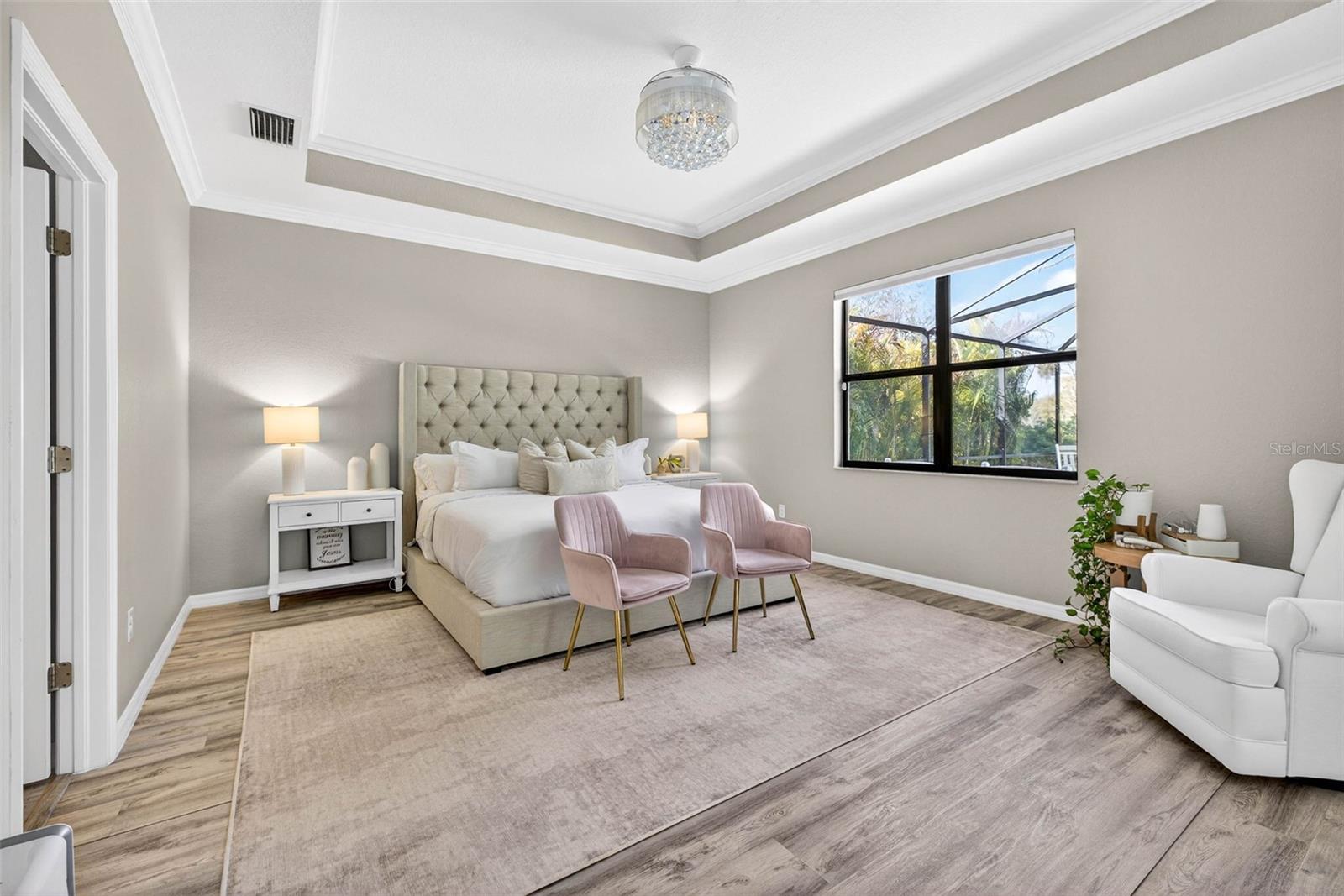 Image 28 of 69 For 710 Acacia Court