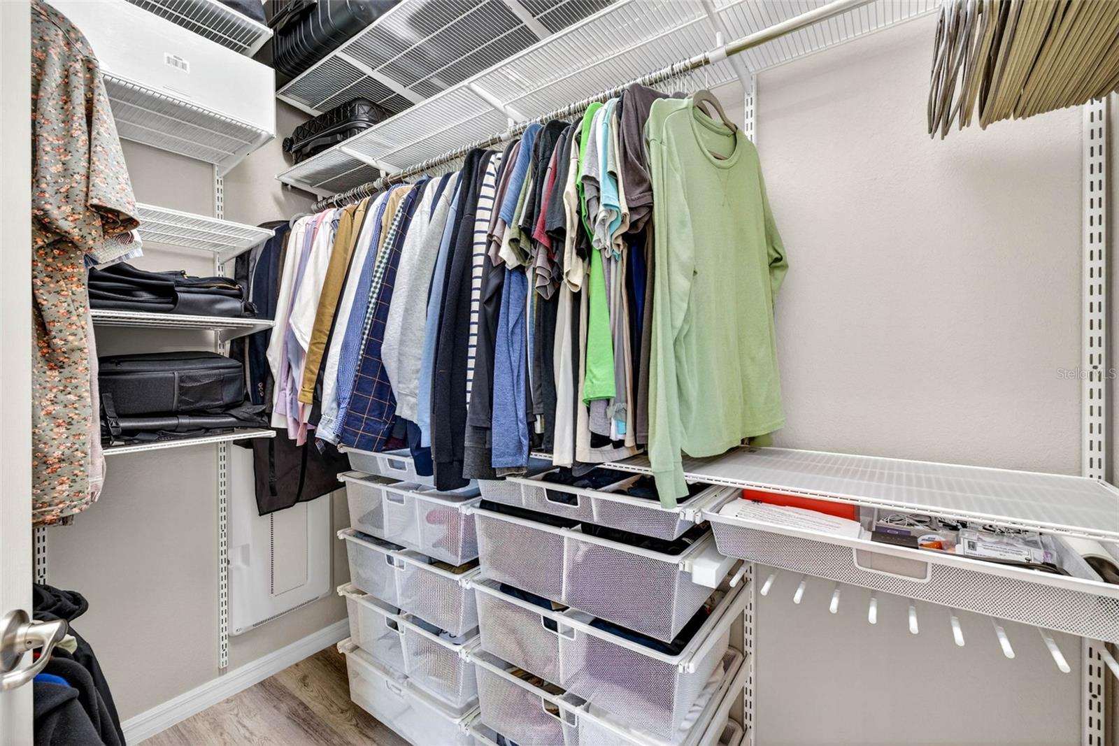 Image 37 of 69 For 710 Acacia Court