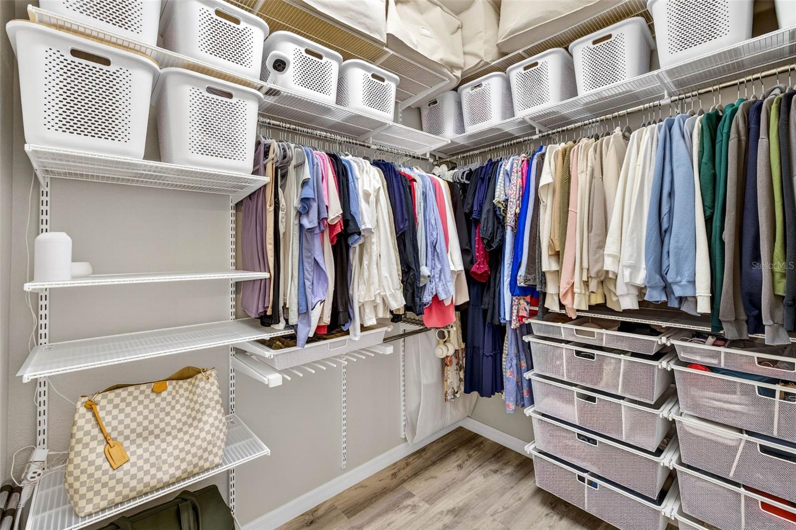 Image 38 of 69 For 710 Acacia Court