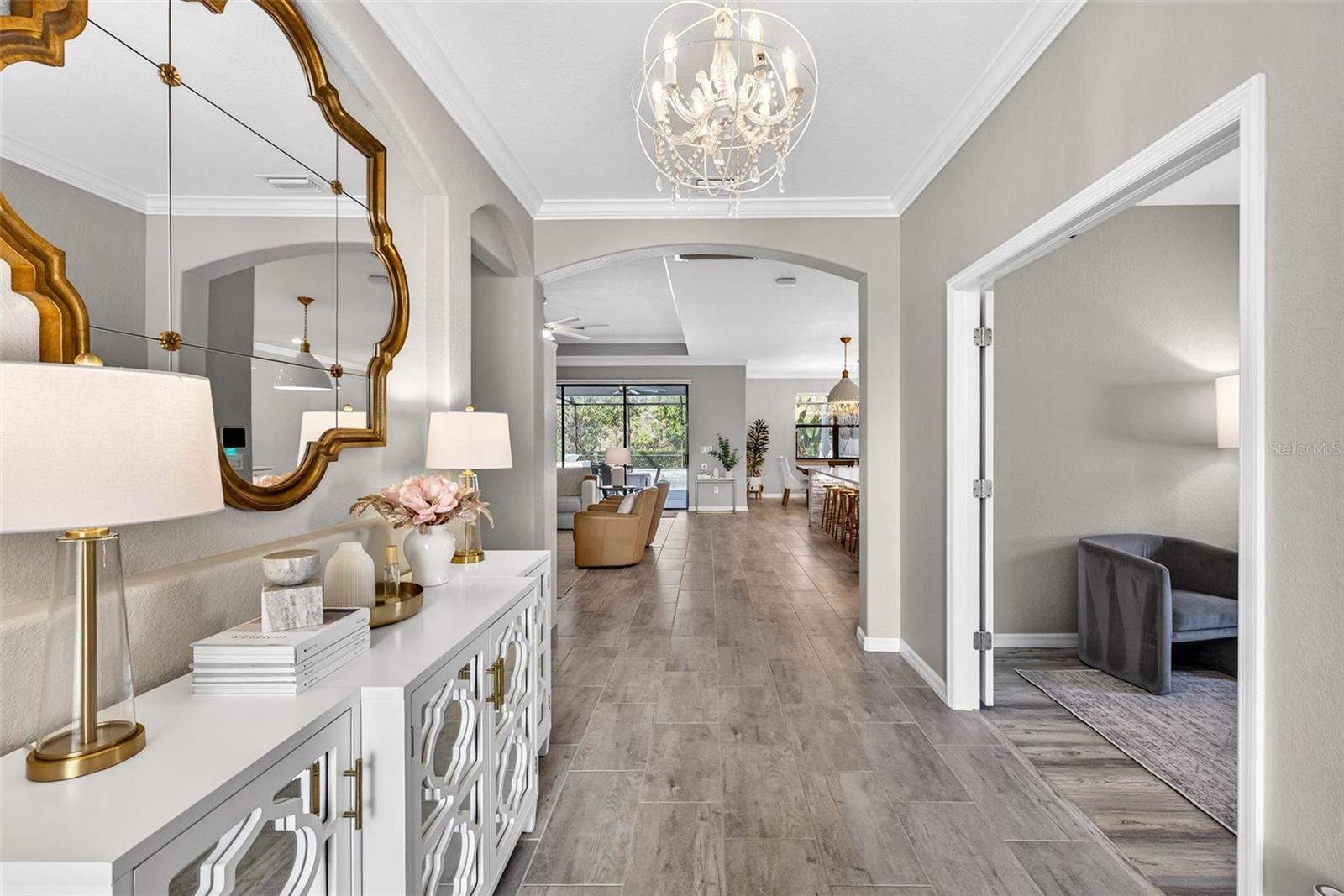 Image 4 of 69 For 710 Acacia Court