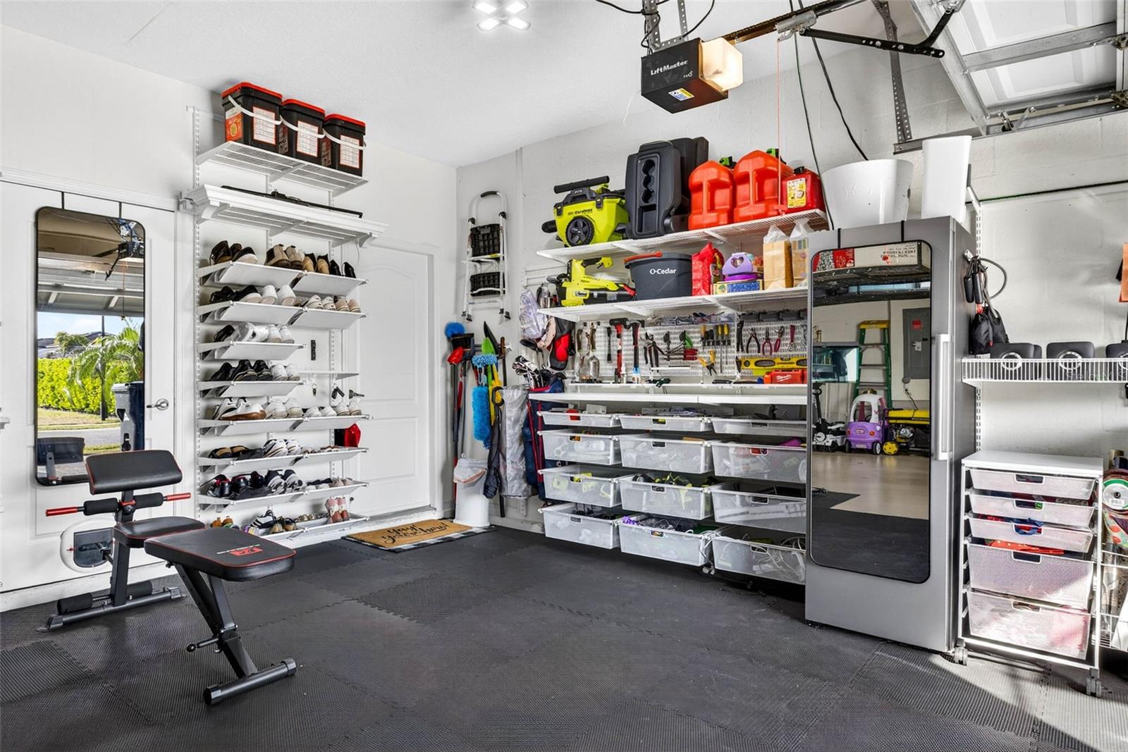 Image 41 of 69 For 710 Acacia Court