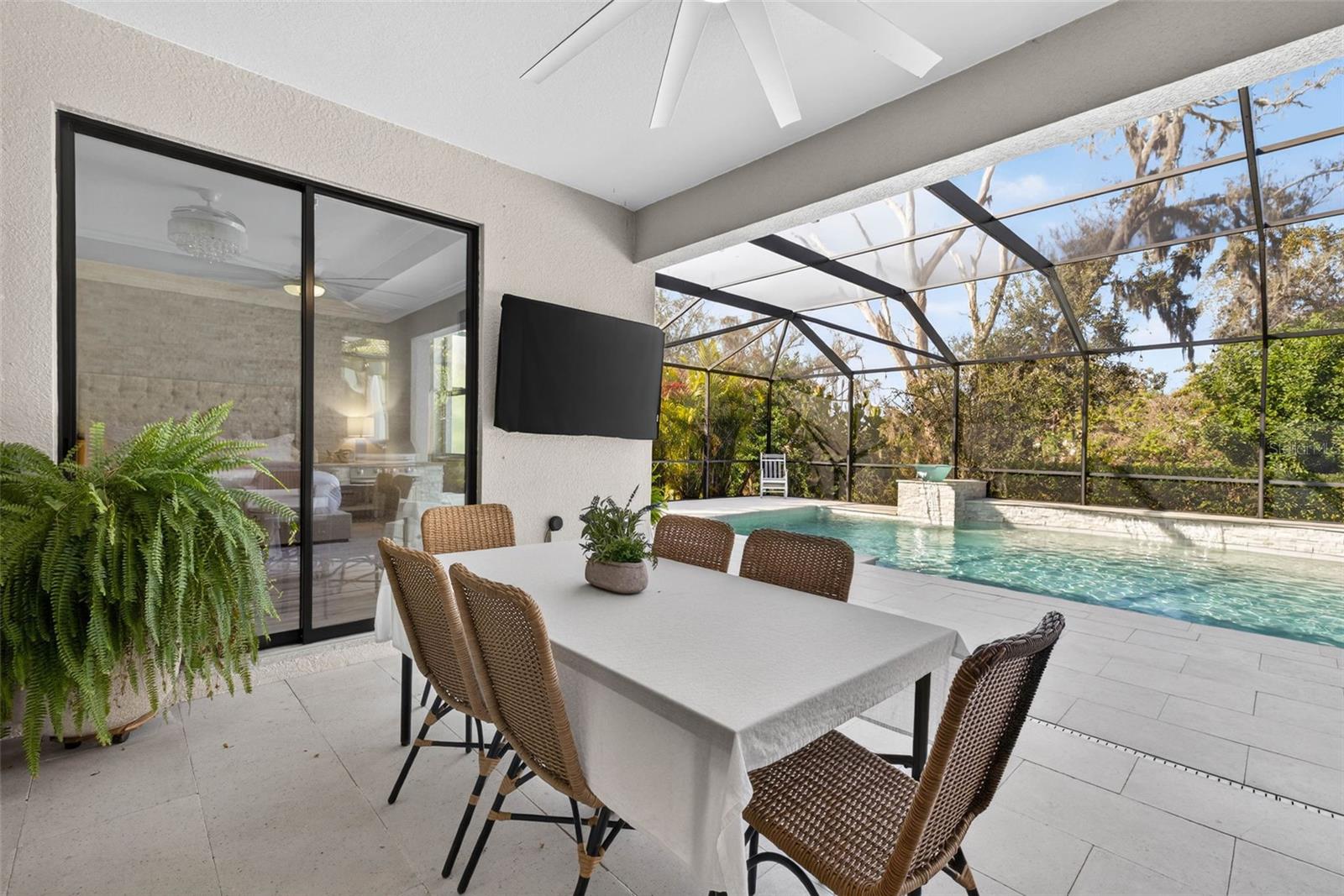 Image 42 of 69 For 710 Acacia Court