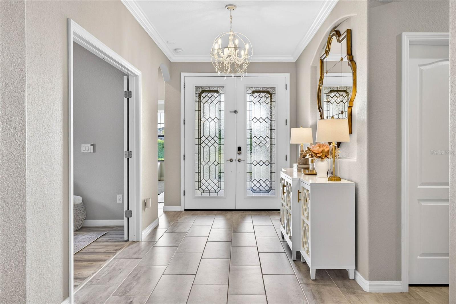 Image 5 of 69 For 710 Acacia Court