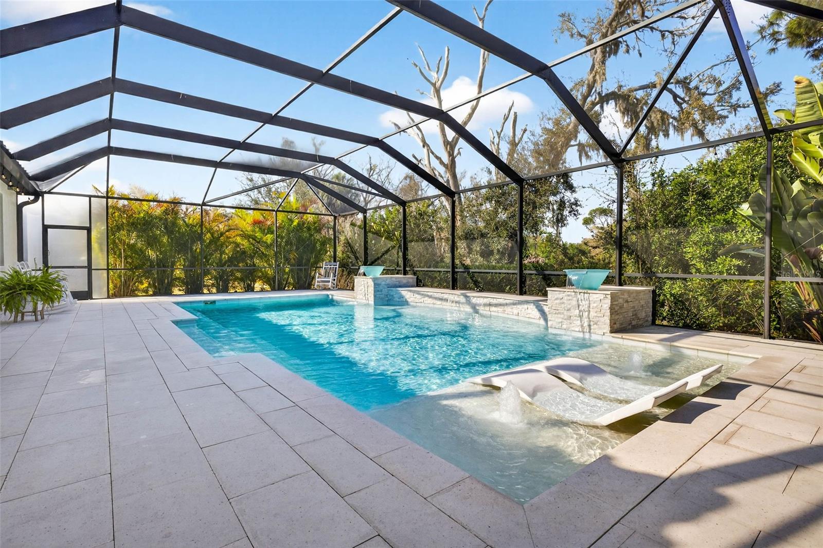 Image 50 of 69 For 710 Acacia Court