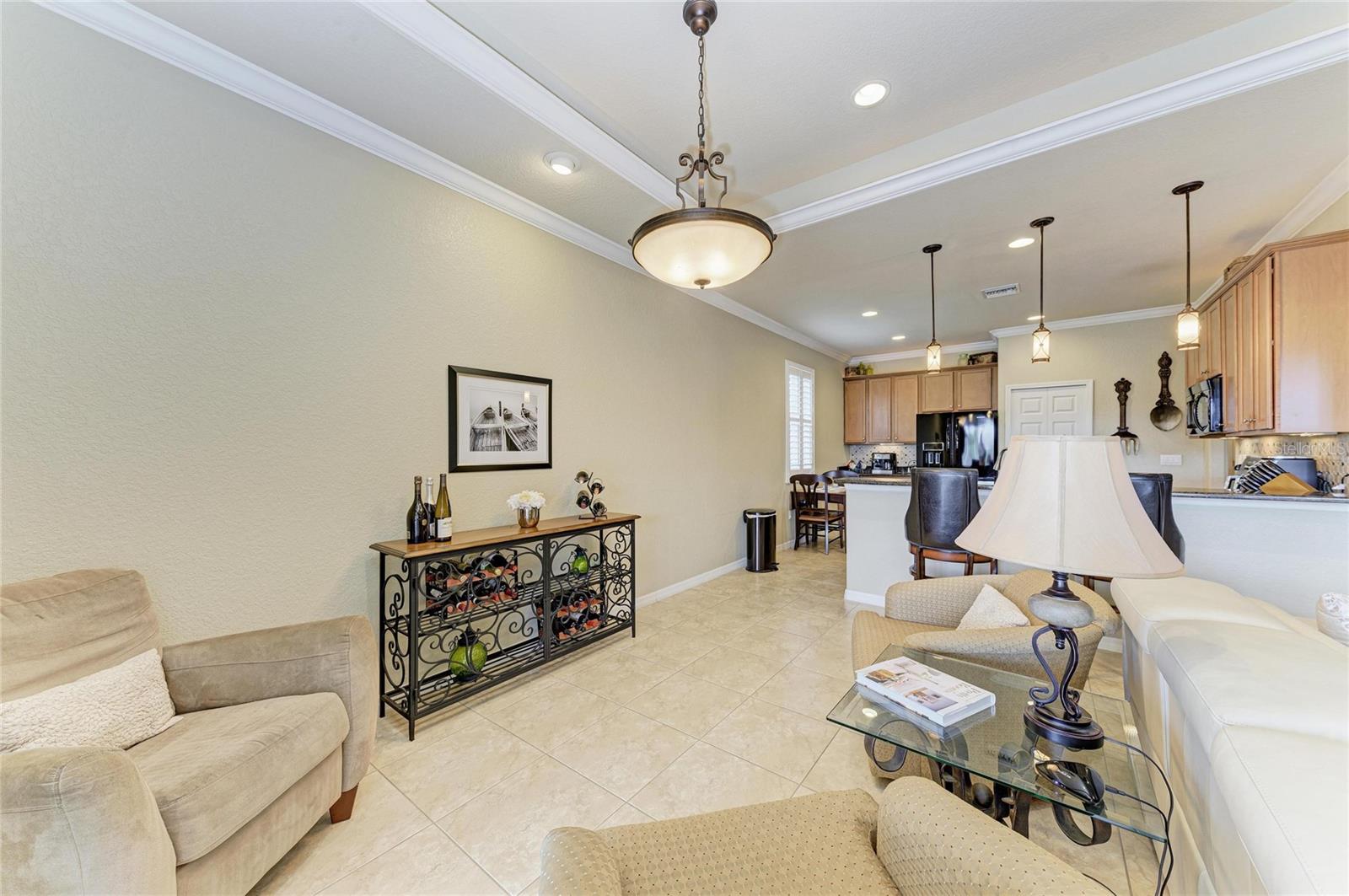 Image 18 of 79 For 9007 Hammock Edge Place