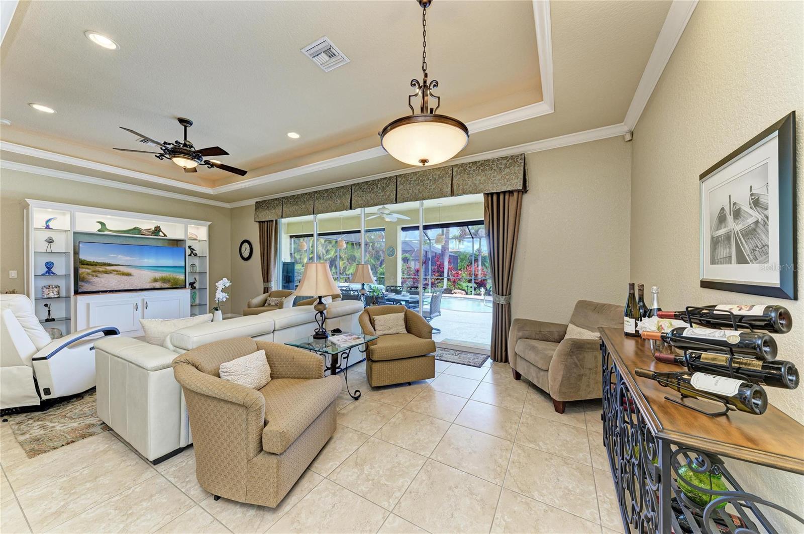 Image 20 of 79 For 9007 Hammock Edge Place