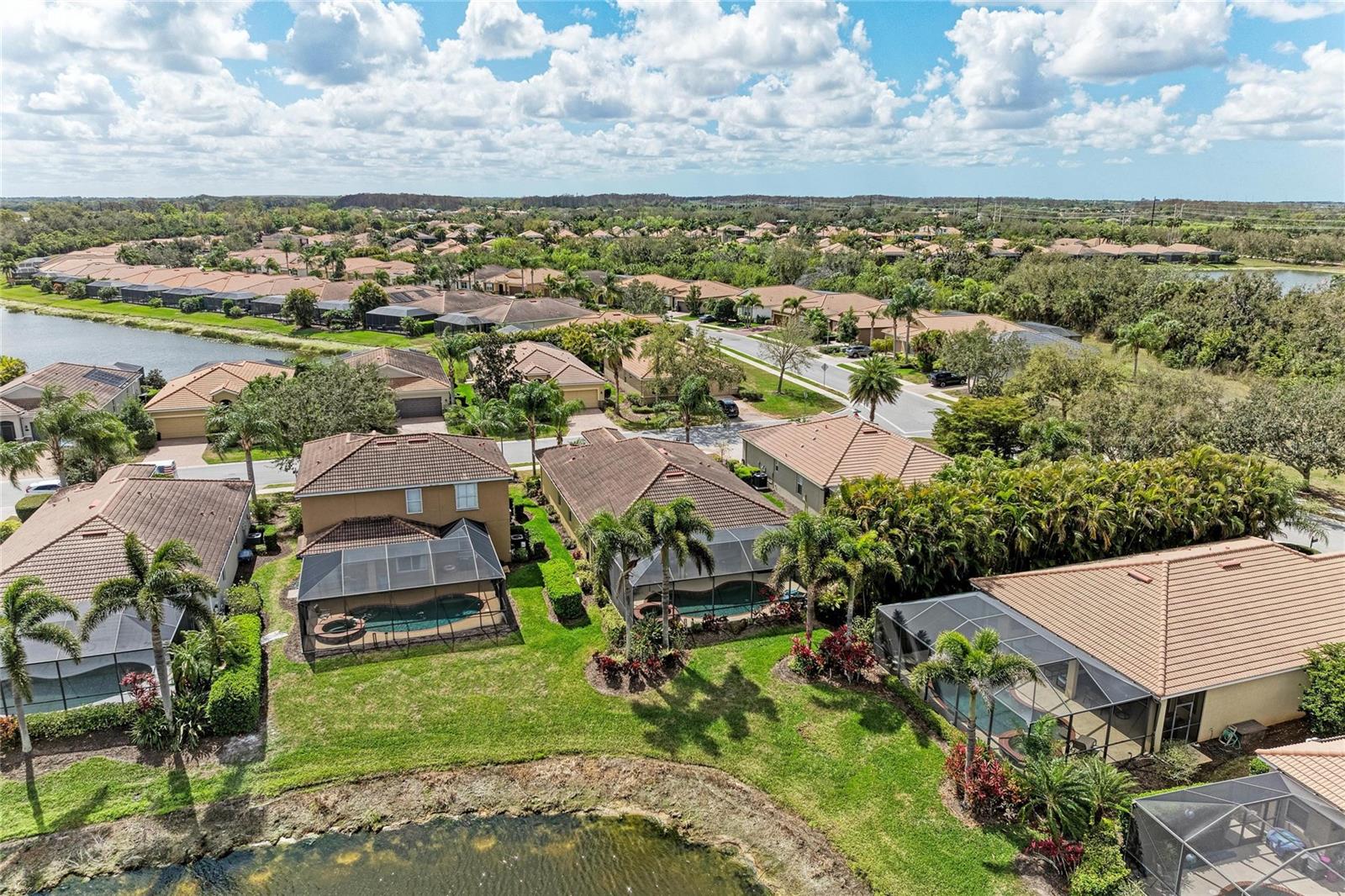 Image 5 of 79 For 9007 Hammock Edge Place