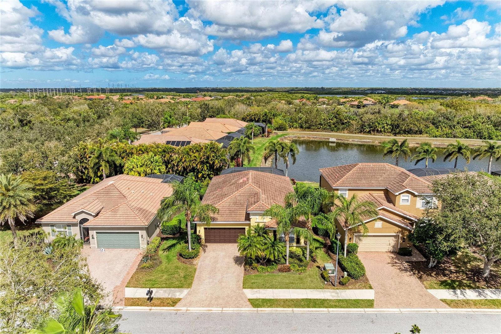 Image 54 of 79 For 9007 Hammock Edge Place