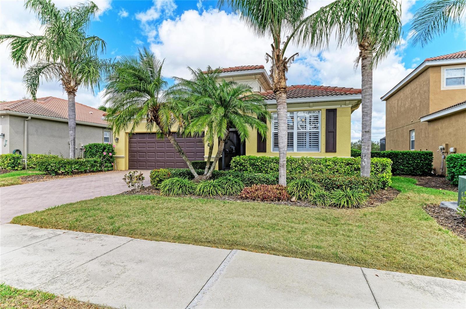 Image 6 of 79 For 9007 Hammock Edge Place