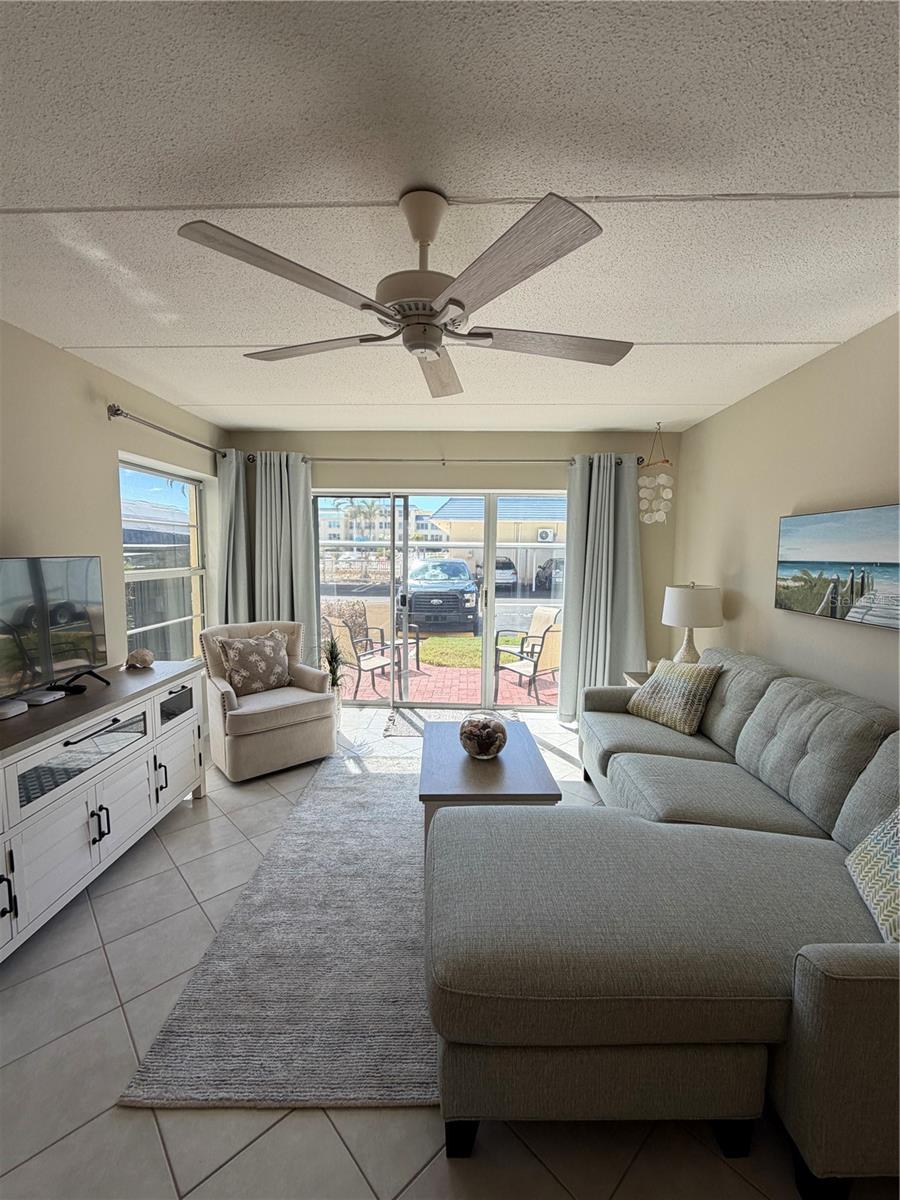 Image 11 of 33 For 3808 Gulf Of Mexico Drive E105