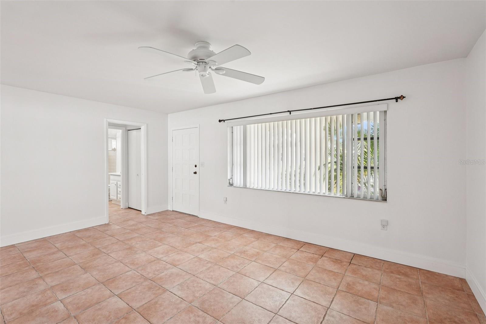 Image 17 of 57 For 1741 Bayonne Street