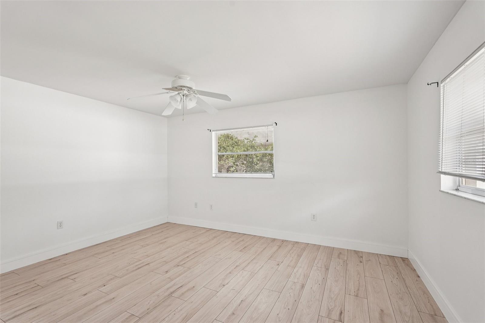 Image 21 of 57 For 1741 Bayonne Street