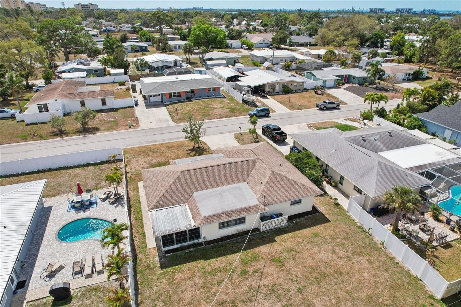 Image 54 of 57 For 1741 Bayonne Street